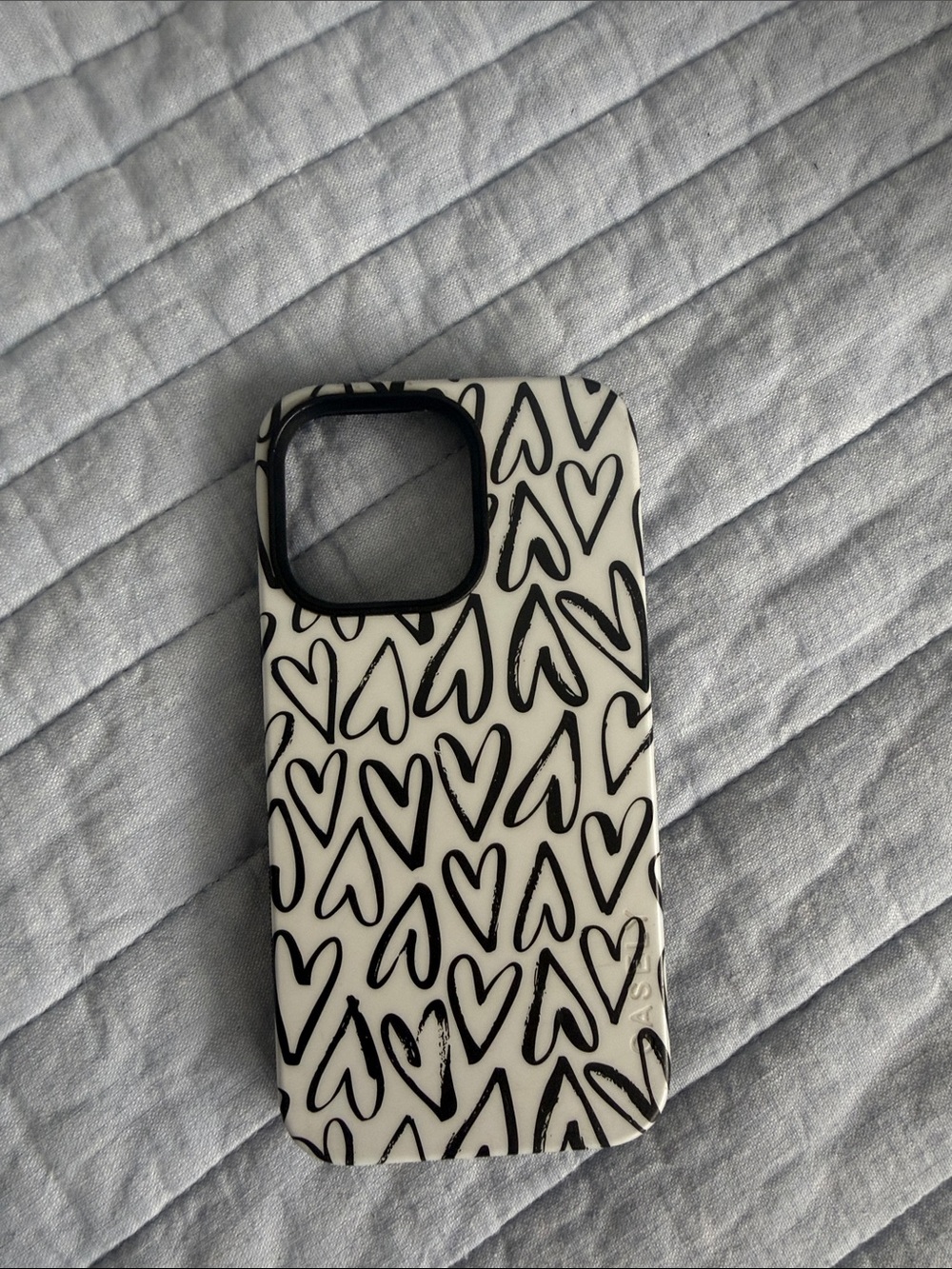 iPhone 13 Pro casely white Heart Pattern Phone Case - Unbranded